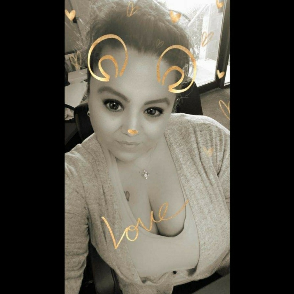 Meet your Posher, Vicky